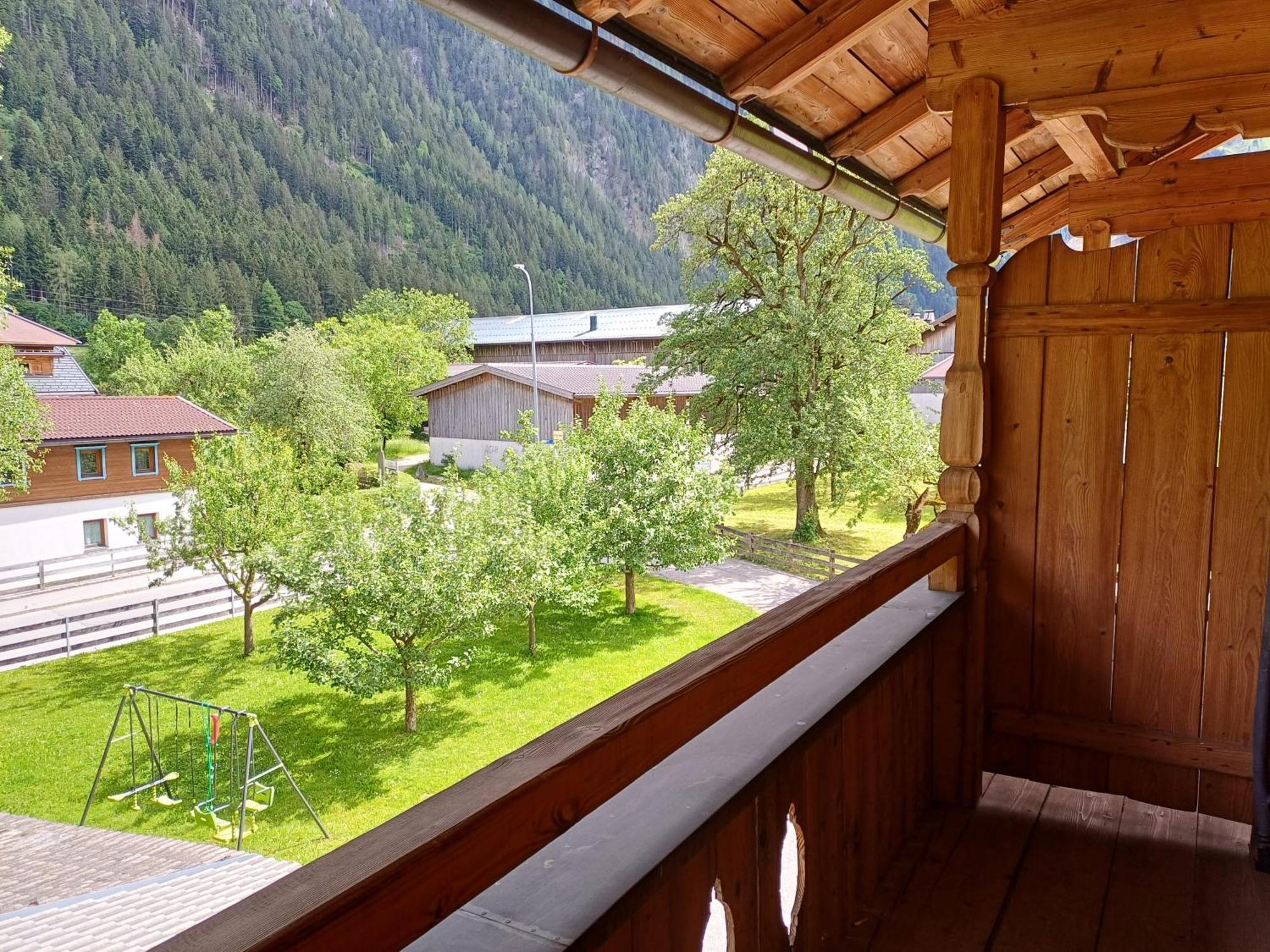 Landhaus Eberler Mayrhofen Exterior photo