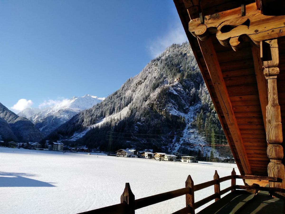 Landhaus Eberler Mayrhofen Exterior photo